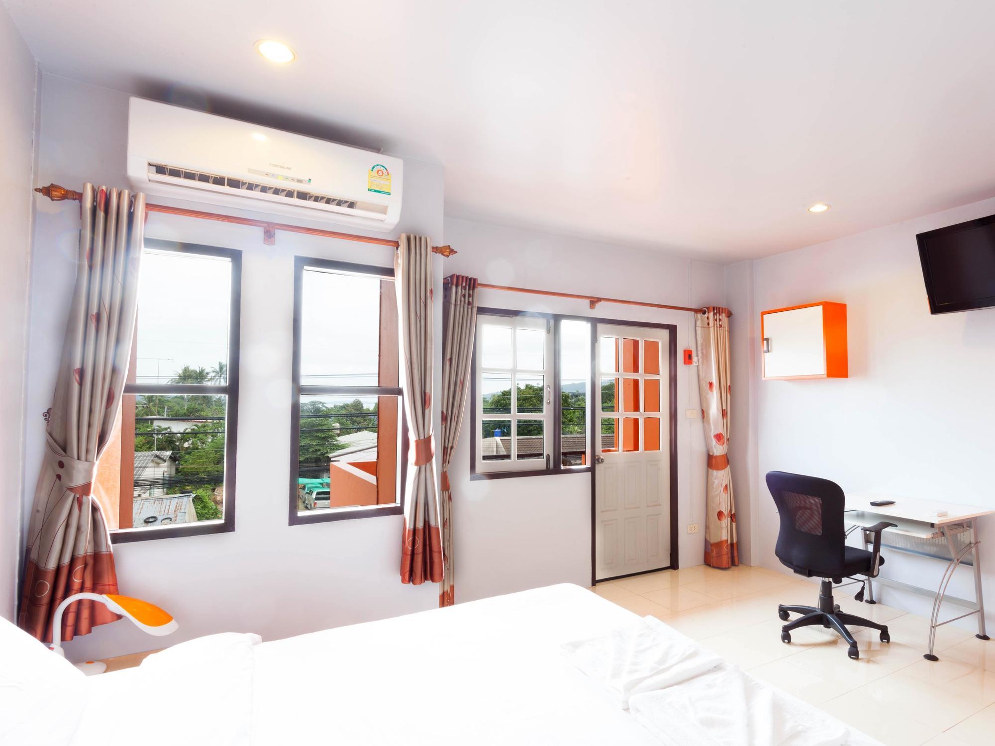 Luna Guesthouse And Travel Rawai Eksteriør billede
